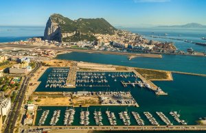 20 x 12.2 Metro Ormeggio Alcaidesa Puerto Deportivo Porto Turistico In Vendita