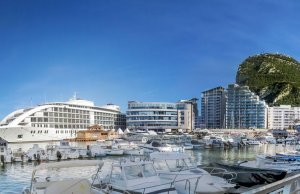 12 x 4 Metro Ormeggio Ocean Village Porto Turistico In Vendita