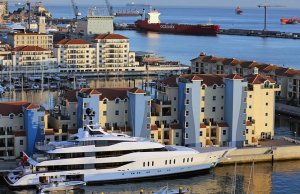 8 x 3 Metro Ormeggio Queensway Quay Porto Turistico In Vendita