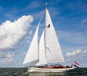 Vi presentiamo “Stoute Hendrik”, un Puffin 41 Modern Classic del 2008, yacht a vela.