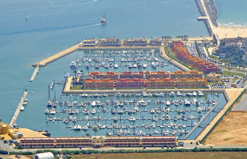 Porto turistico de Portimao - Ormeggi e posti barca Porto turistico de Portimao - Ormeggi e posti barca